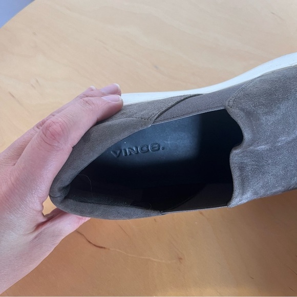 Vince Women’s Warren Gray Slip On Loafer Suede Sneakers 7.5 - Picture 3 of 13